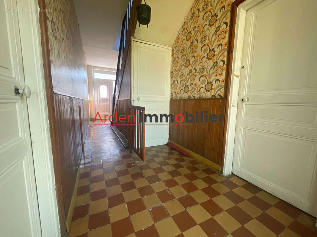 Appartement à LUCQUY