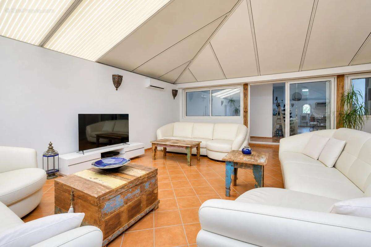 Maison d'exception de 307 m² avec piscine - photo 13