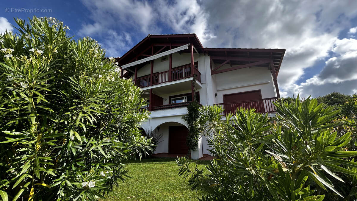 Appartement à ARCANGUES