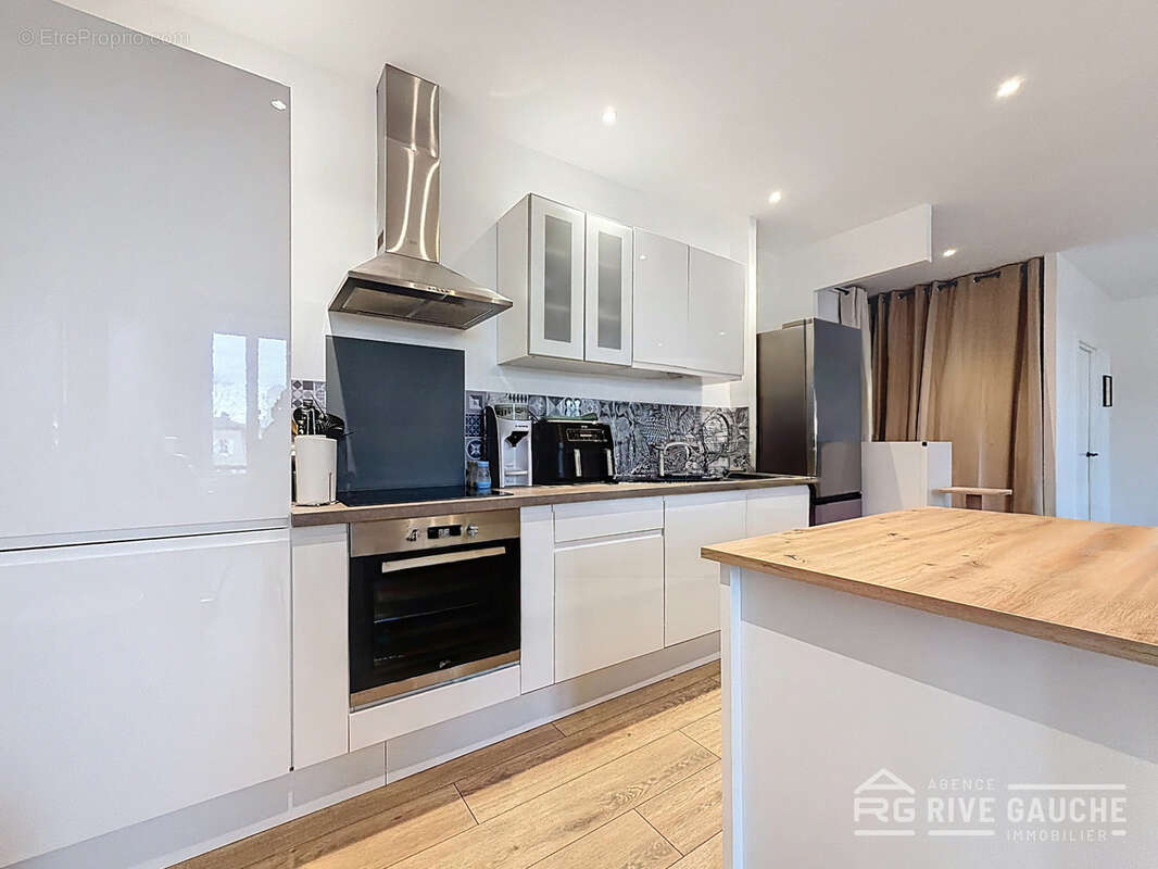 Appartement à TOURNON-SUR-RHONE