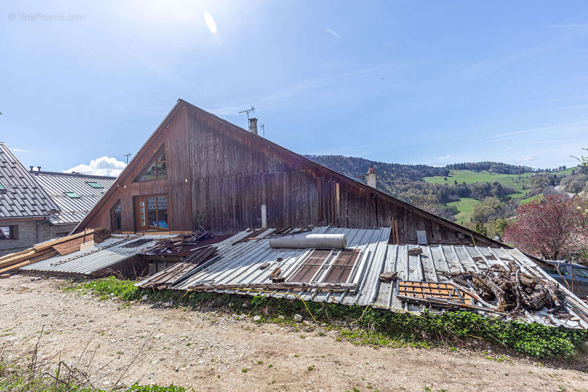 Agence immobiliere laforet - exclusivite - "sapin" - annecy / talloires montmin - maison individuelle type 6 de 138,89m² - garag - photo 17