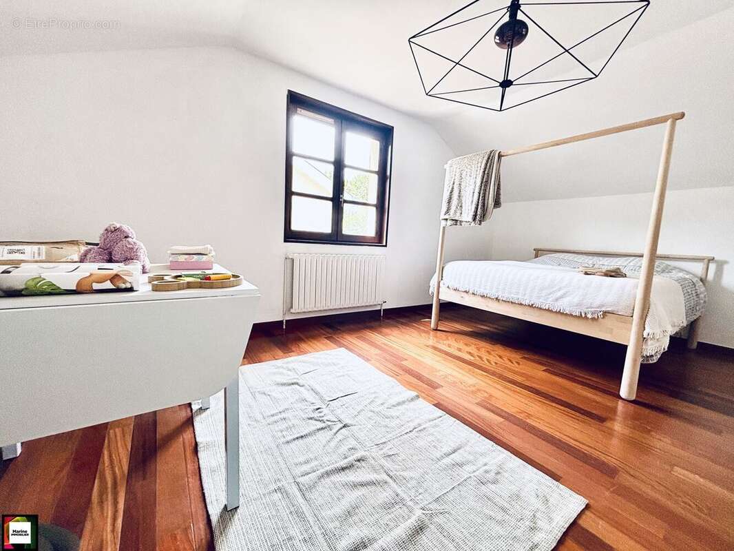 Maison à COSNES-ET-ROMAIN