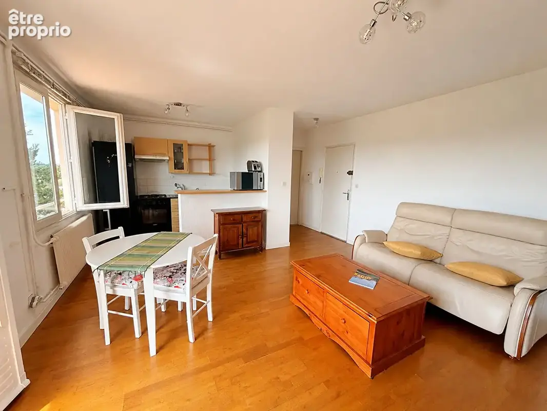 Appartement 2 pieces 42 m² riorges - photo 6