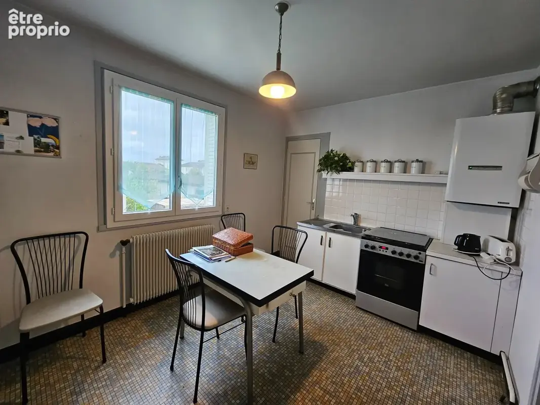Appartement 5 pièces 84 m² à vendre à Bourg-En-Bresse (01000) - photo 3