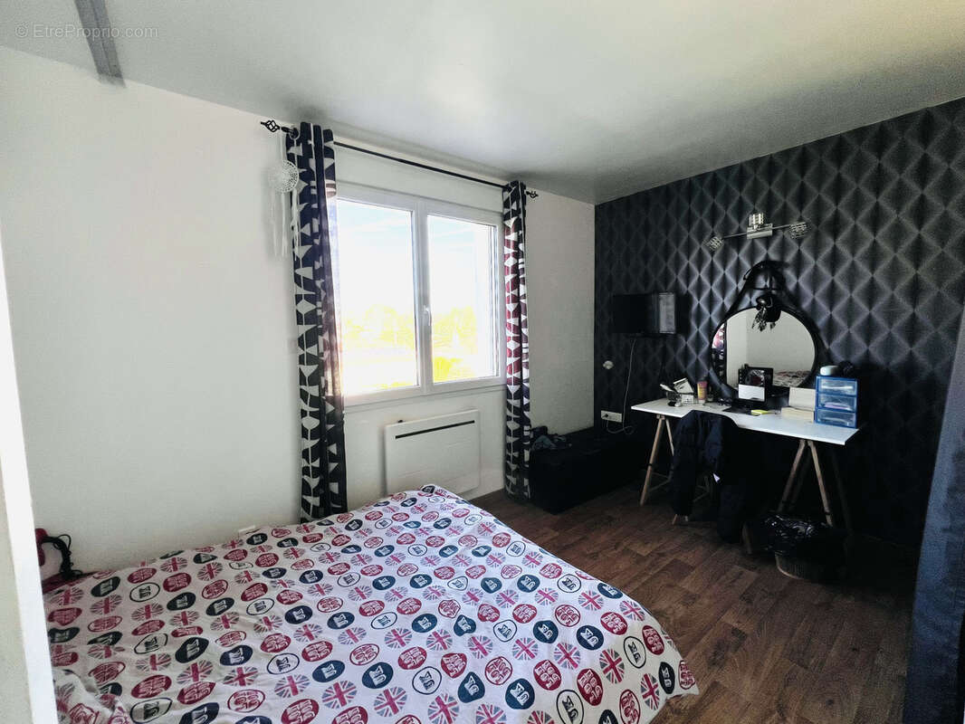 Pavillon sur sous-sol 4 chambres avec piscine - photo 5