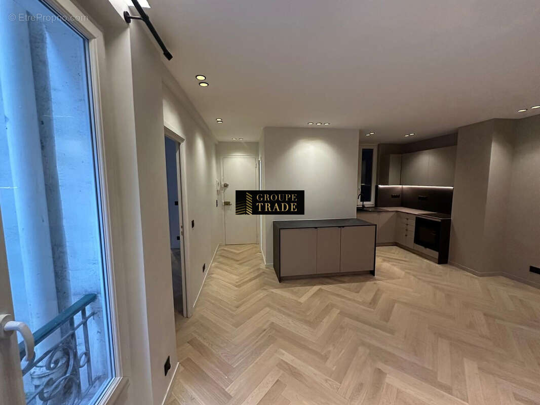 Appartement à PARIS-9E