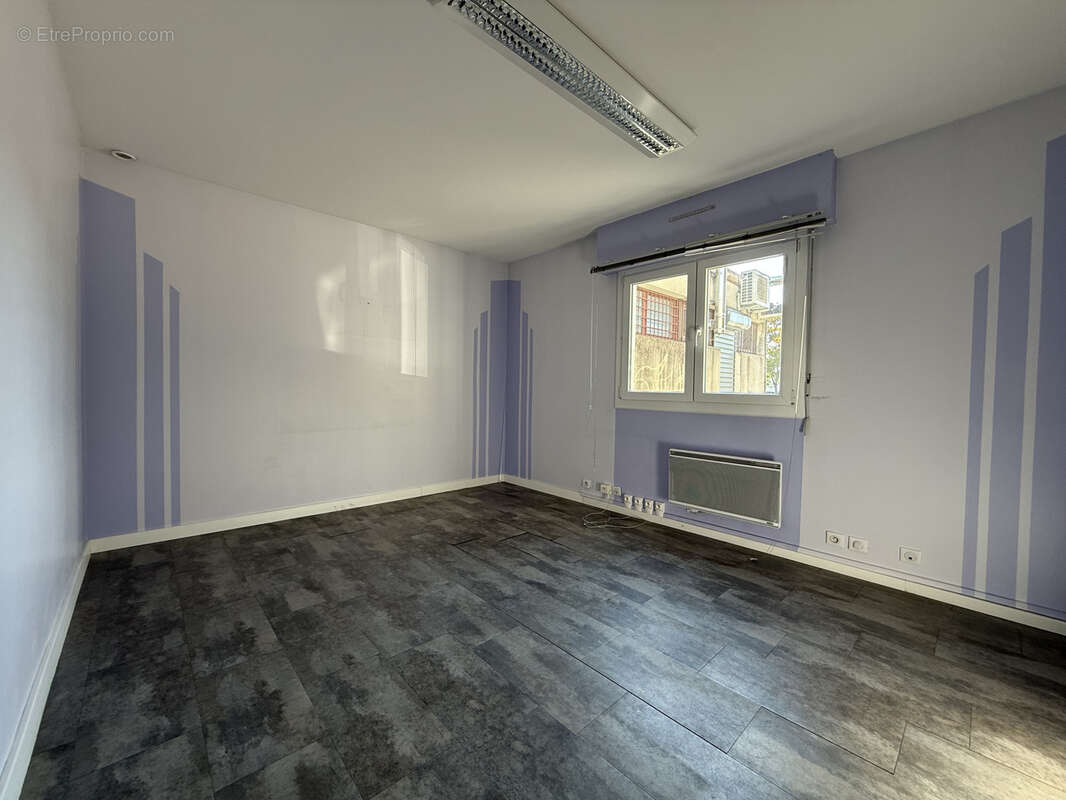 Local Commercial 158m2 VITTEL - photo 5