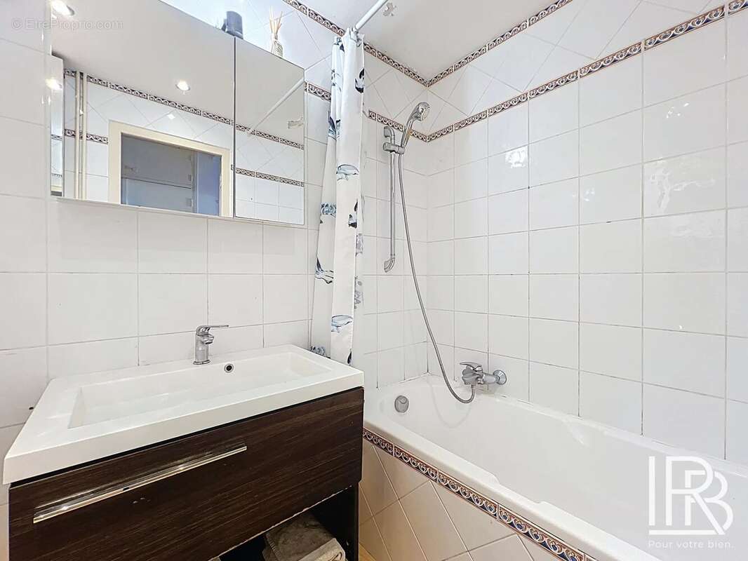 Appartement à MARSEILLE-9E