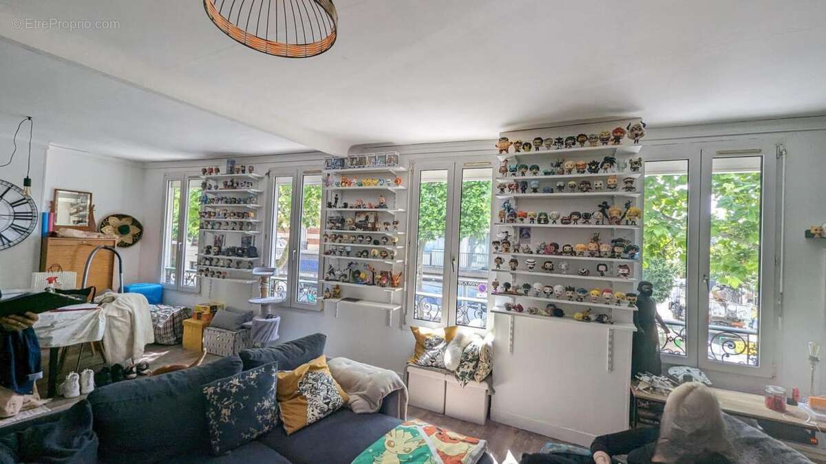 Appartement à LA GARENNE-COLOMBES