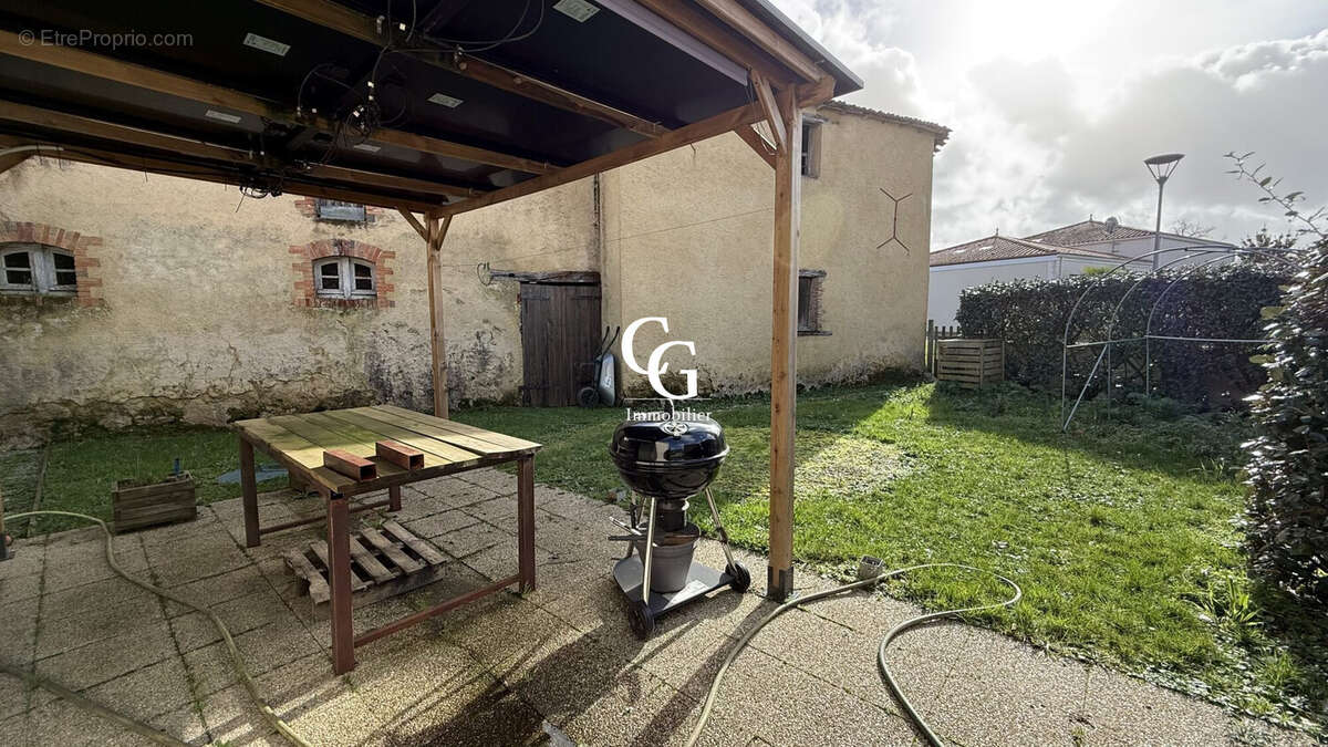 Maison à ROCHESERVIERE