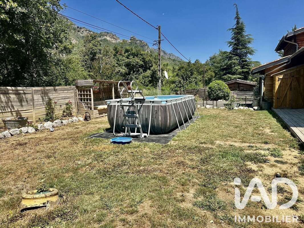 Maison 102 m² à Aiglun  - photo 8