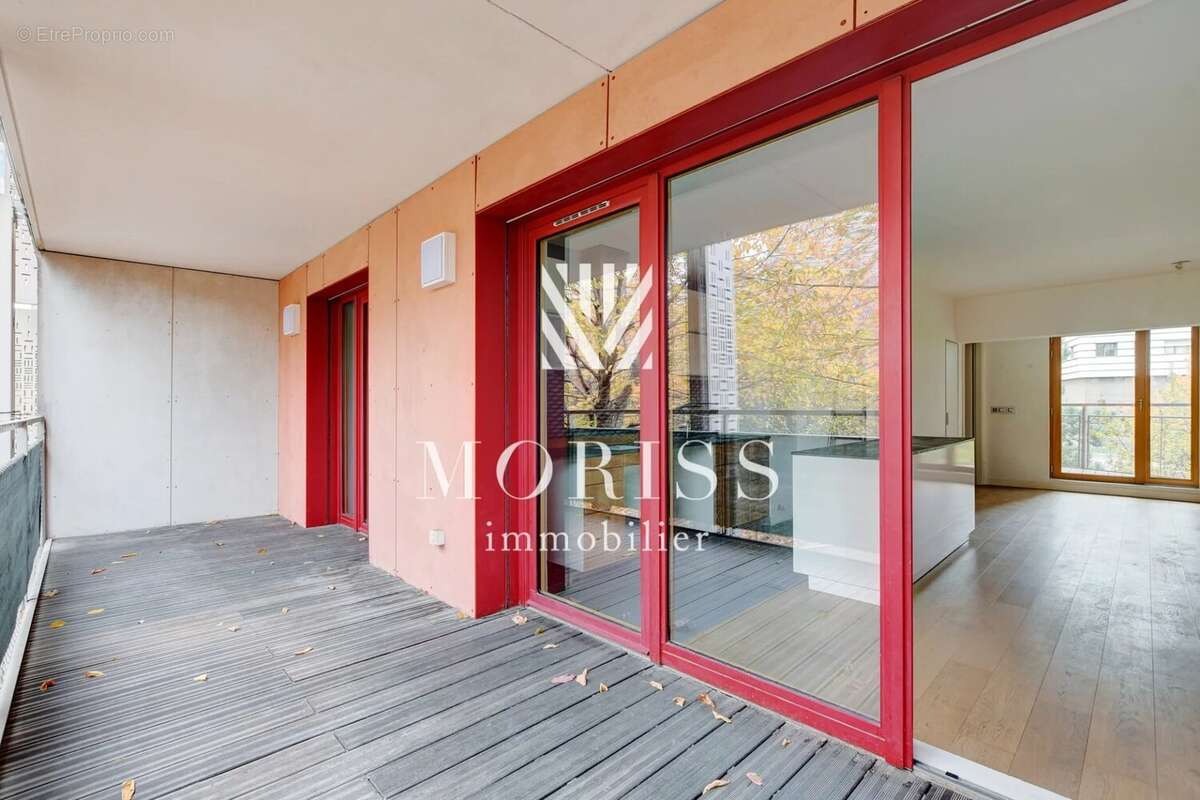 Appartement à PARIS-17E