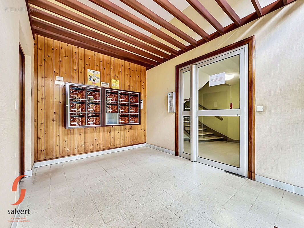 A Vendre Appartement, 3 pièces, rénové, ascenseur - photo 16