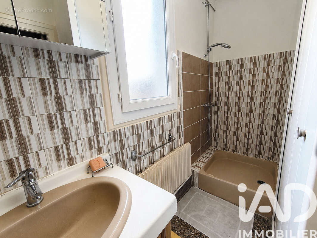Photo 5 - Maison à ROMILLY-SUR-SEINE