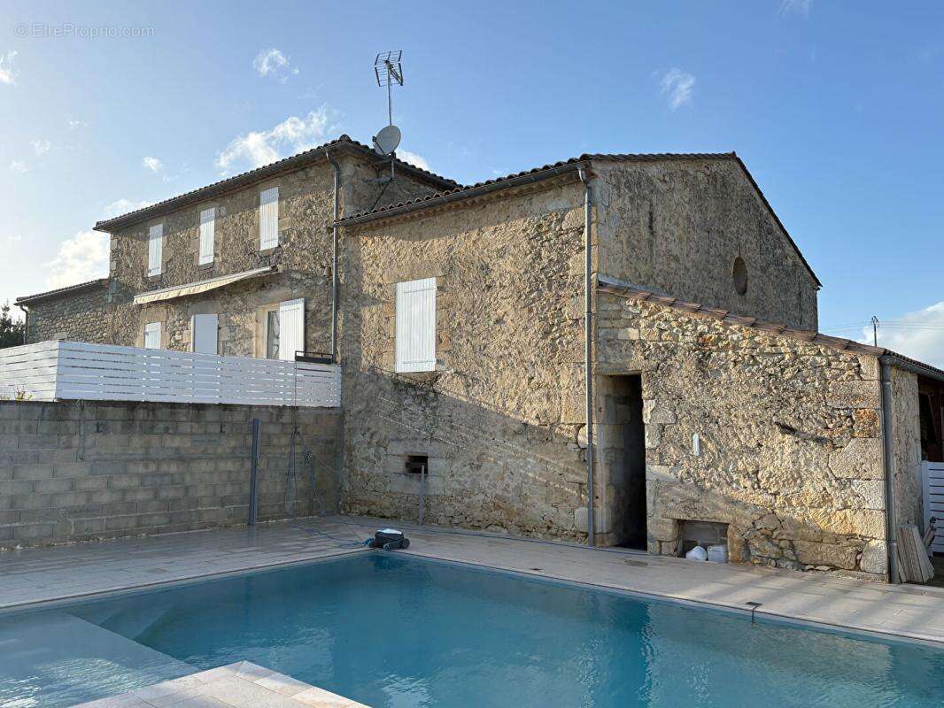 Maison à SAUVETERRE-DE-GUYENNE