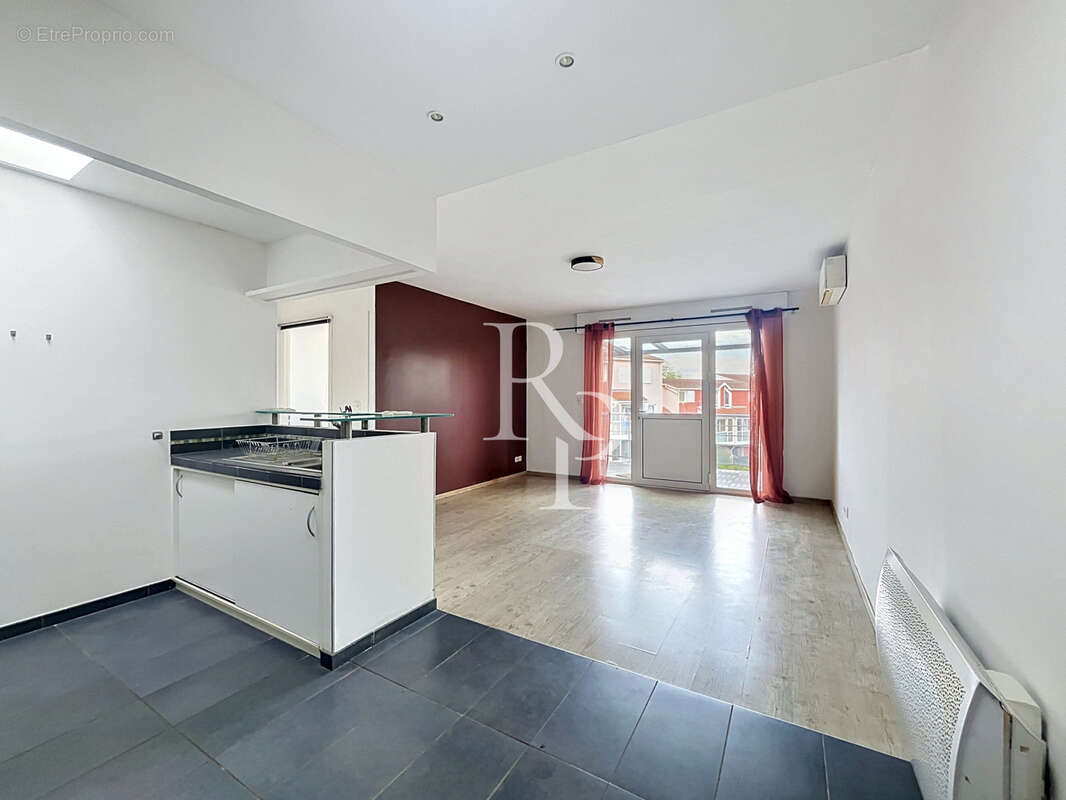 Appartement à CRAPONNE