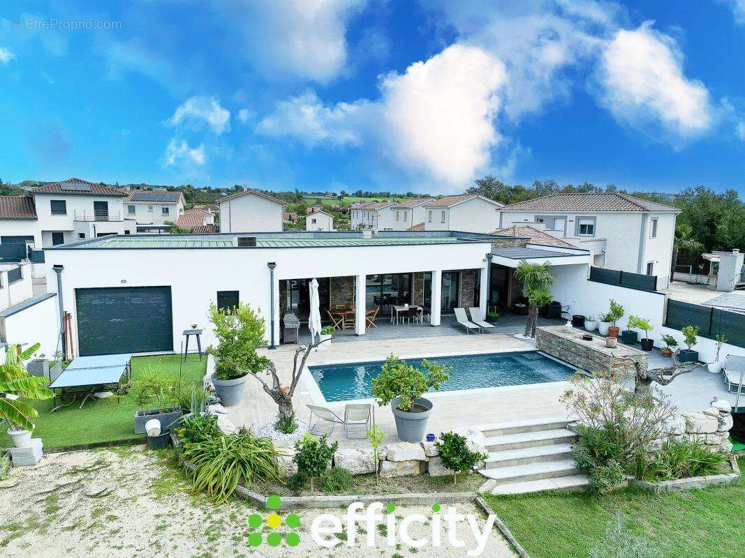 Maison à CHASSE-SUR-RHONE