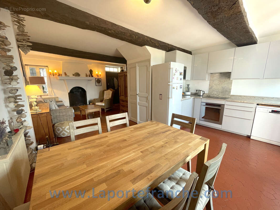 Maison à CAGNES-SUR-MER