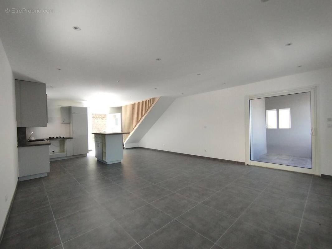 Photo 1 - Maison à SAINT-CHAMOND