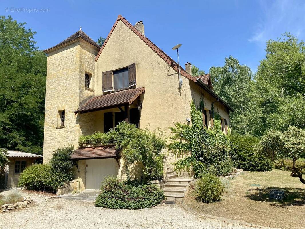 Ancien moulin au cœur d'un parc de 1,2 hectare avec plan d'eau - photo 18