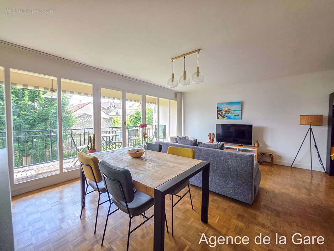 Appartement à MAISONS-LAFFITTE