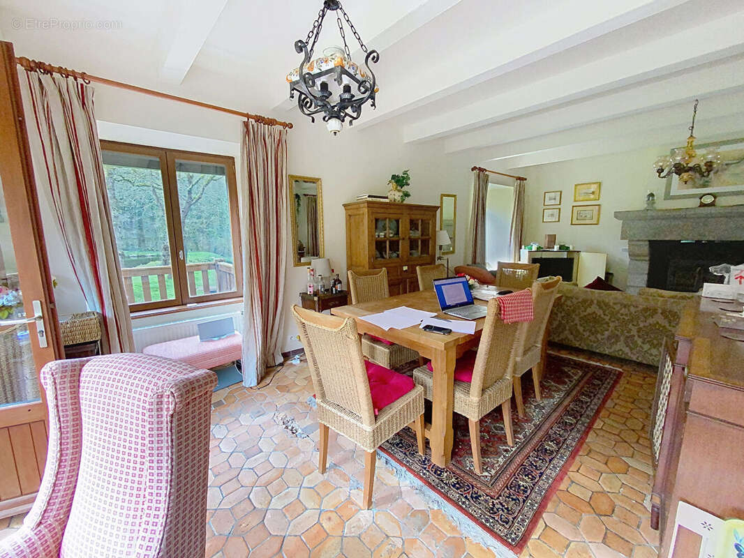 Maison à PLOREC-SUR-ARGUENON