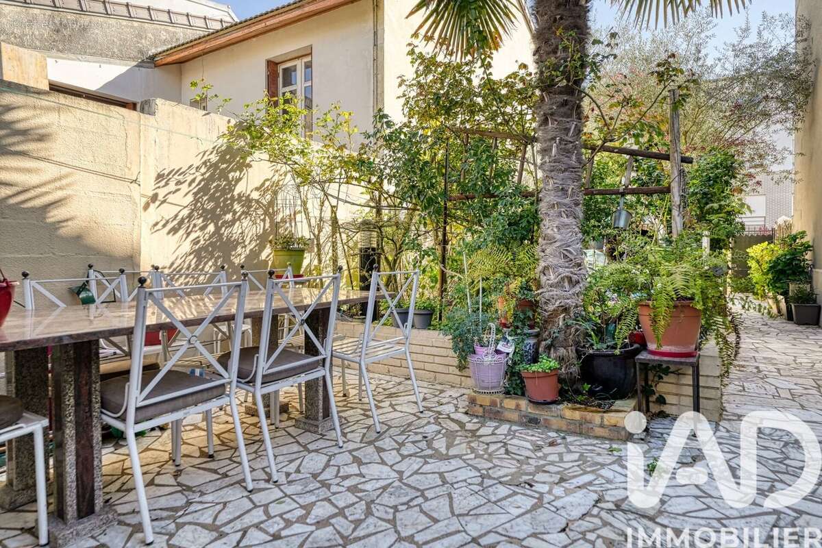 Photo 2 - Maison à ISSY-LES-MOULINEAUX