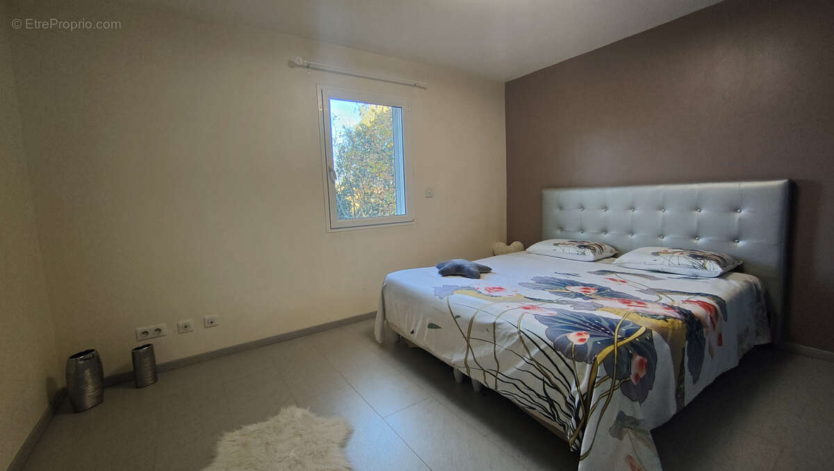 Maison à VINEZAC