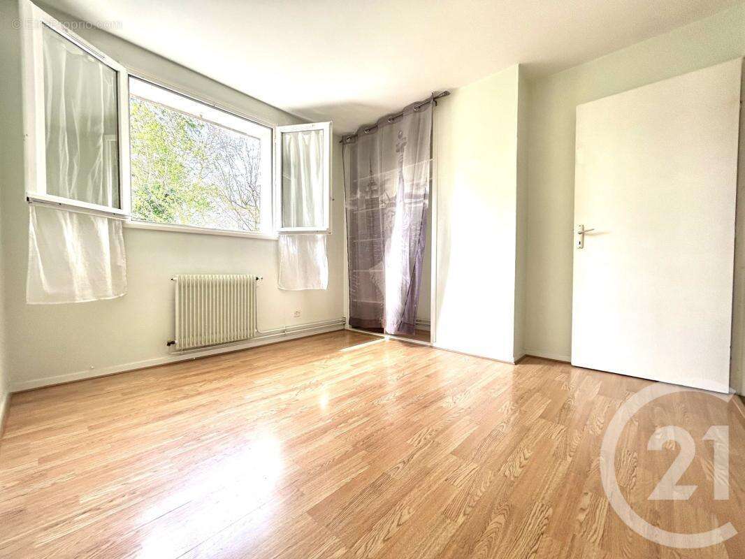 Appartement à PONTPOINT