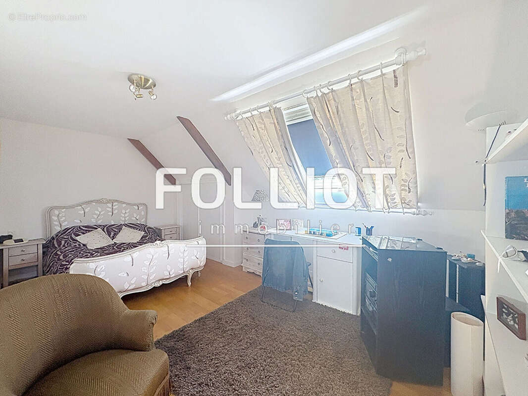 Maison 7 pièces à vendre à Saint Planchers - photo 13