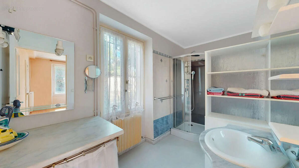 Maison à ROSNY-SUR-SEINE