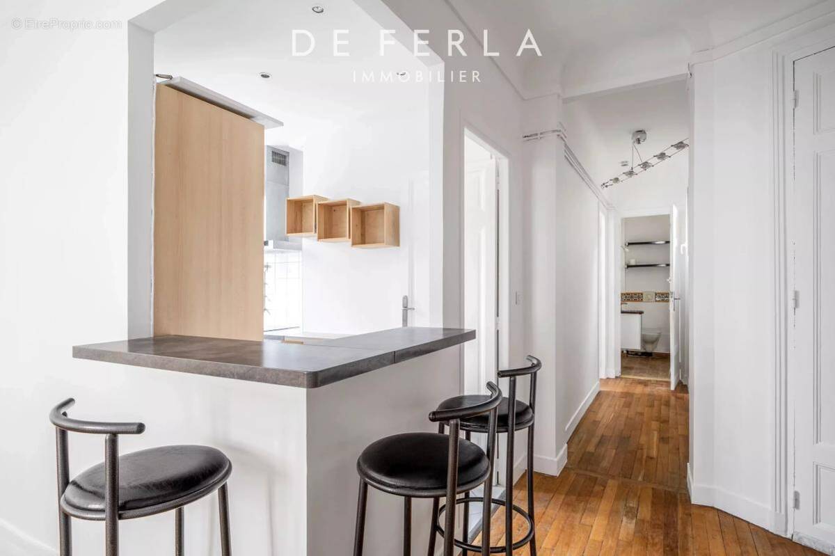 Appartement à PARIS-15E