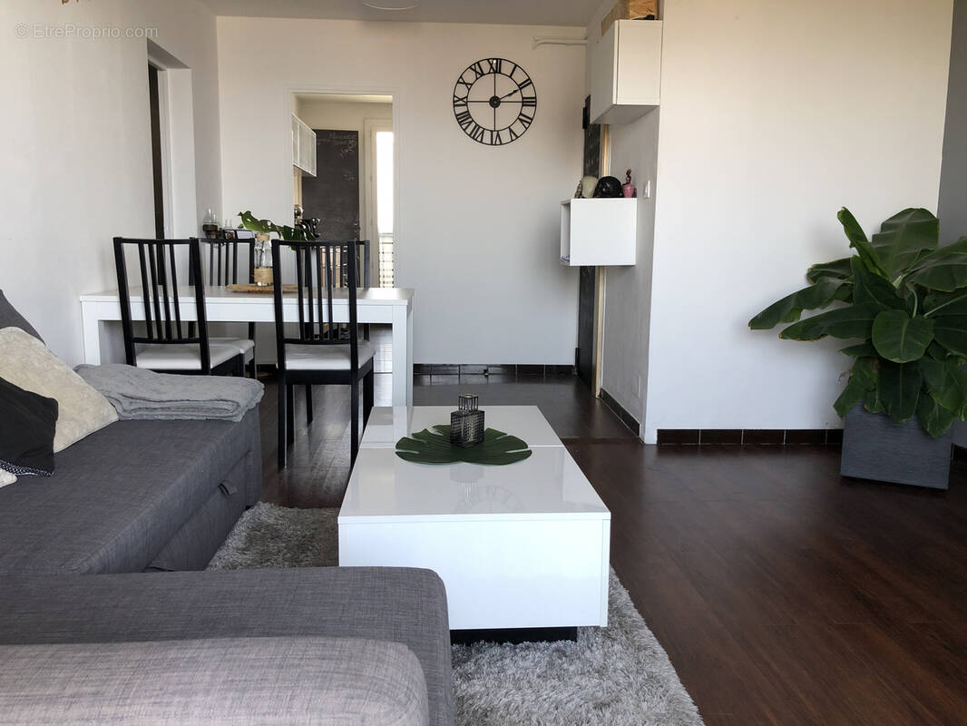 Appartement à MARSEILLE-15E