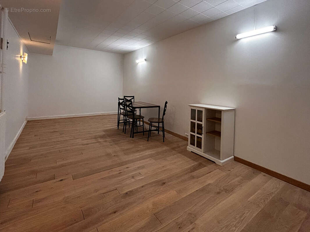 Commerce à PARIS-15E