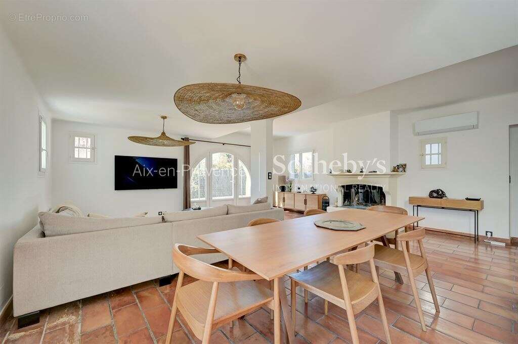 Maison à AIX-EN-PROVENCE