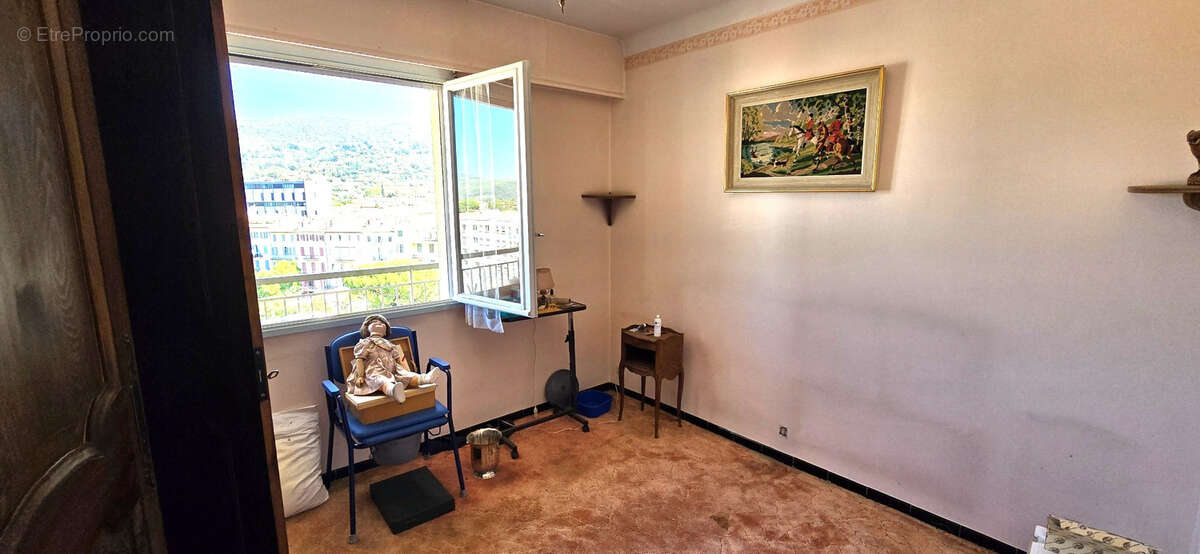 T3 de 78 m2 avec terrasse de 25 m2 - photo 8