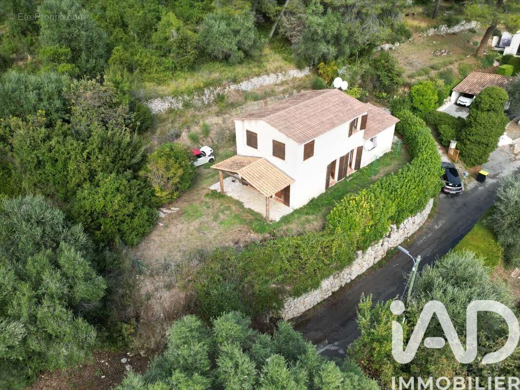 Photo 3 - Maison à CARROS