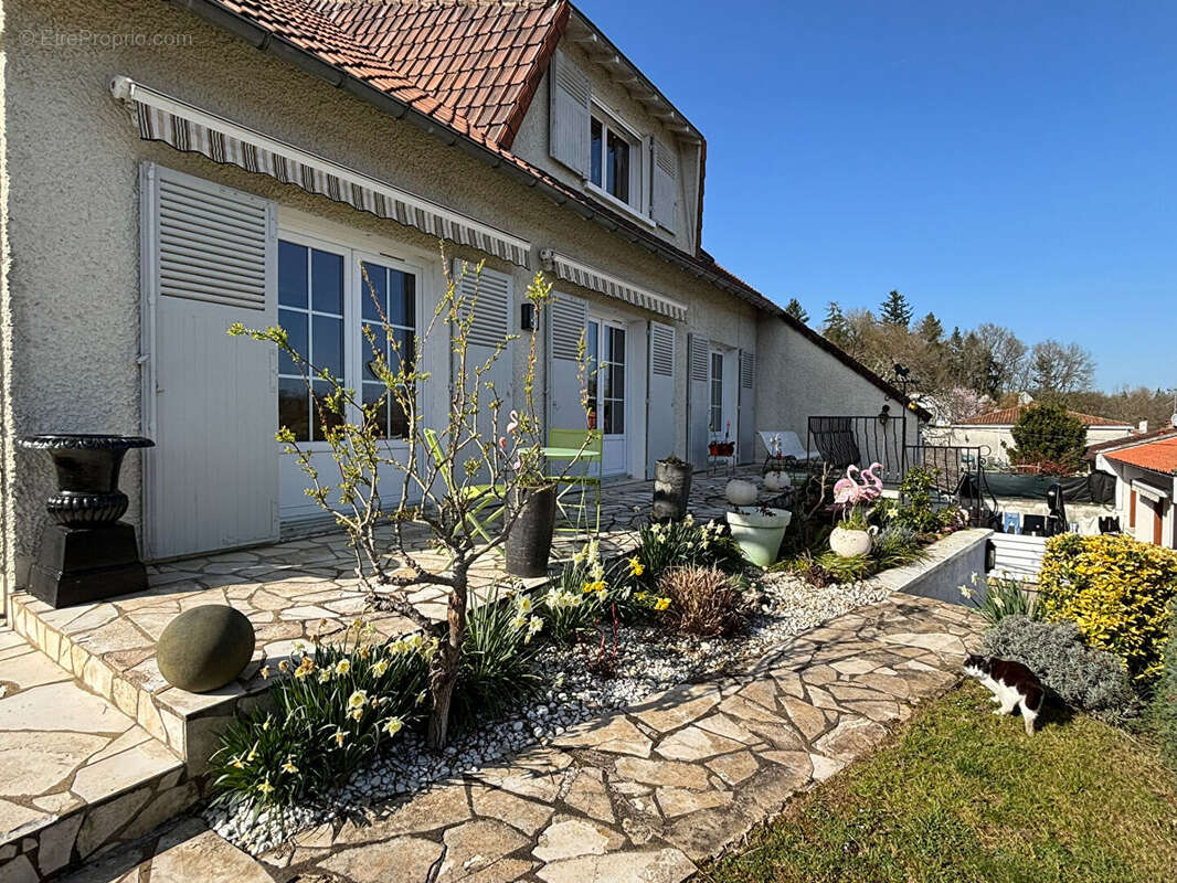 Maison à CIVRAY