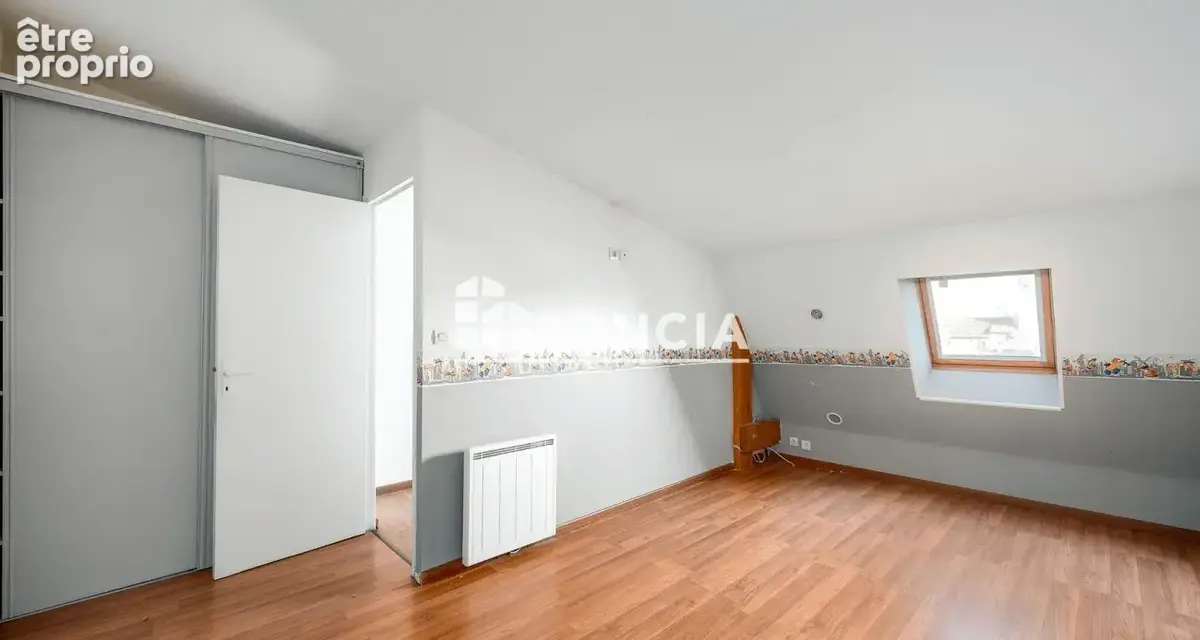Duplex 3 pièces avec balcon en centre-ville - photo 5