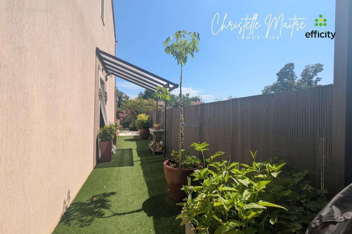 Maison 102 m² à Saint-Martin-De-Crau  - photo 23
