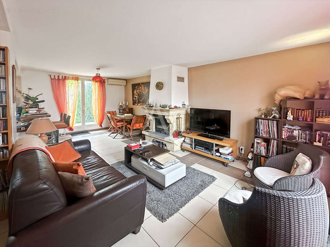 Maison à COURDIMANCHE