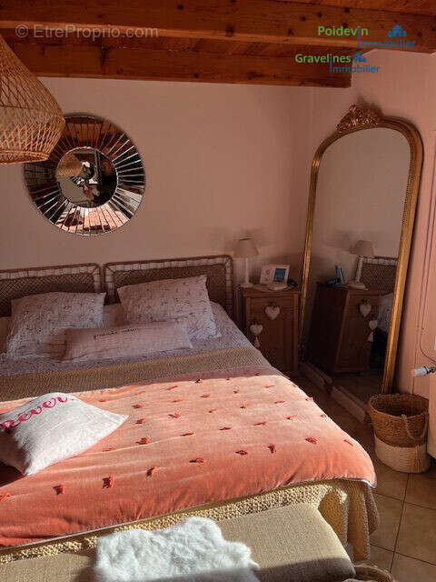 Maison à OYE-PLAGE
