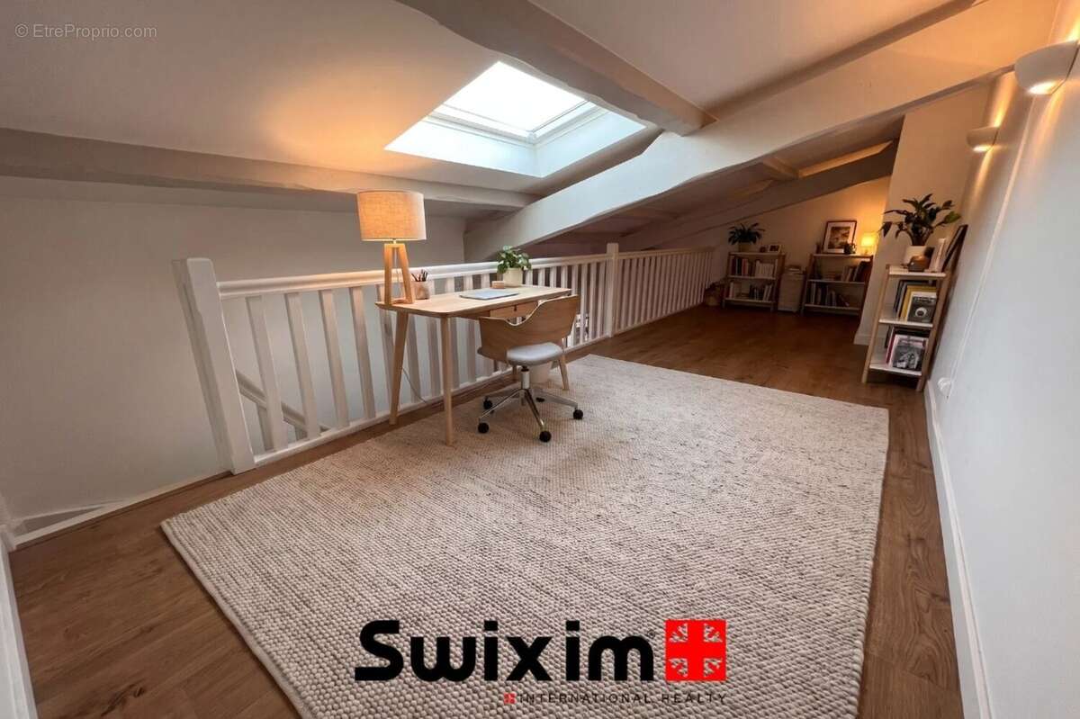 Echoppe 6 pièces 120 m² au Taillan-Médoc - photo 2