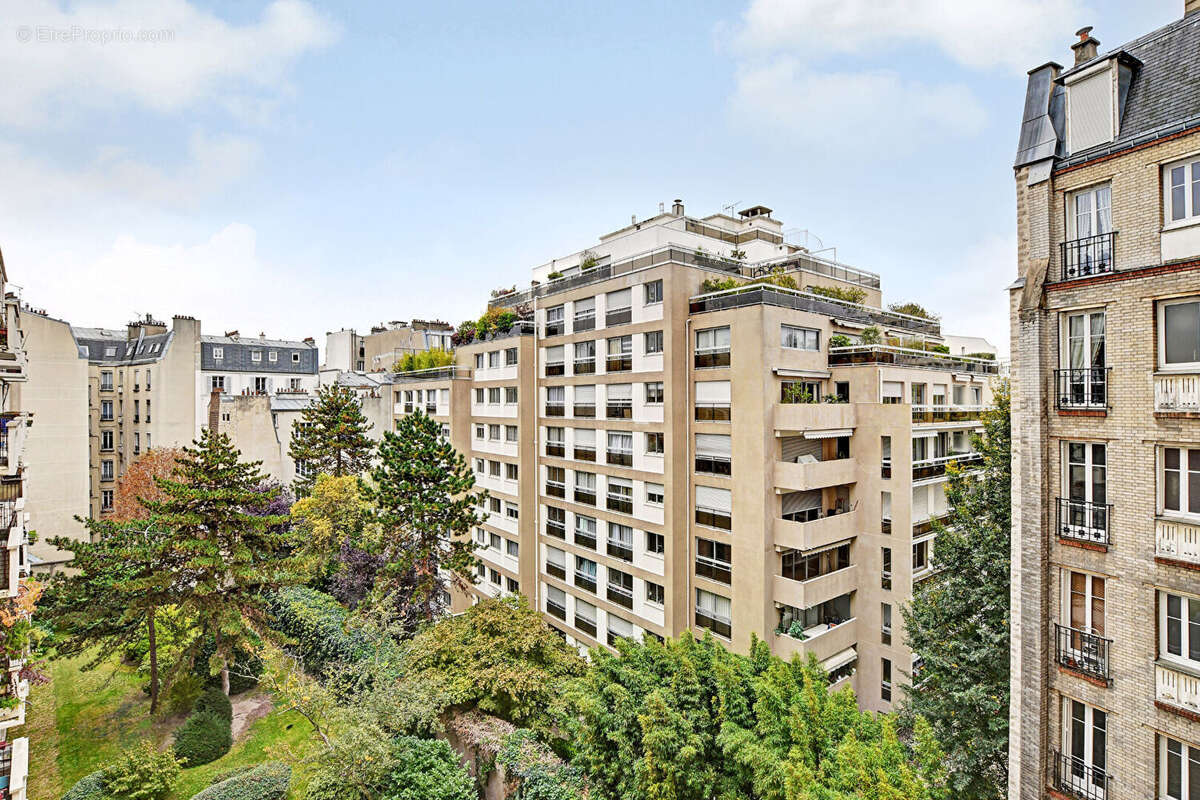Appartement à PARIS-12E