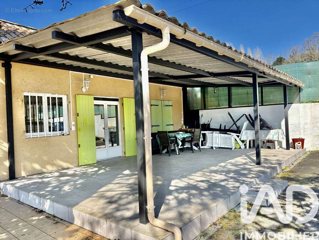 Maison 50 m² à Saint-Capraise-De-Lalinde  - photo 3
