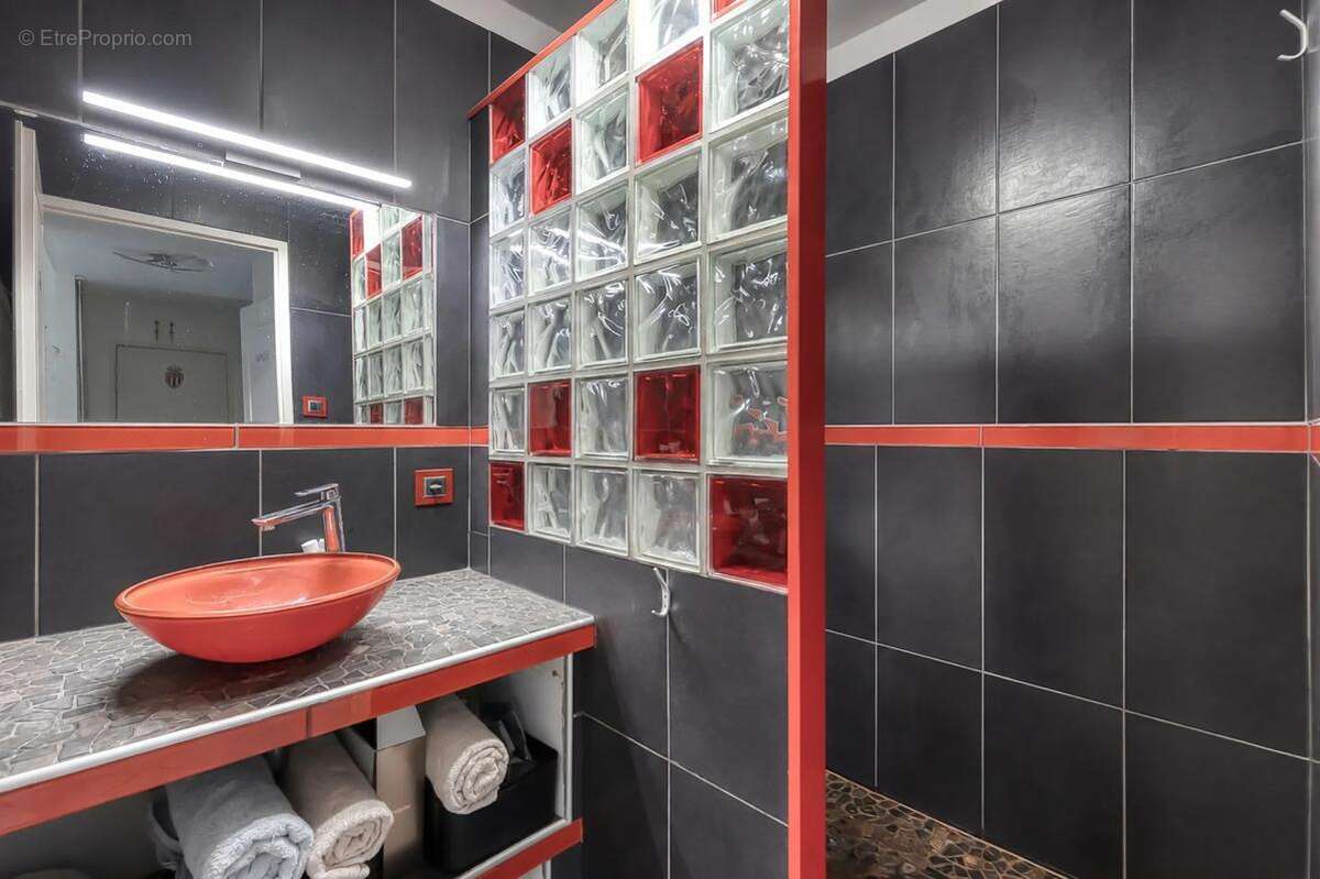 Appartement à SAINT-MARTIN-D'HERES