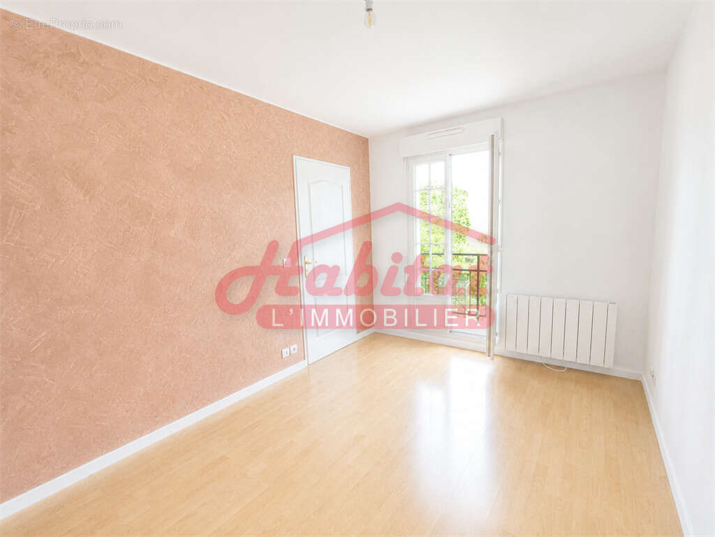 Maison familiale 6 pièces – Résidence sécurisée à CHELLES – Proche gare RER E / Transilien - photo 9