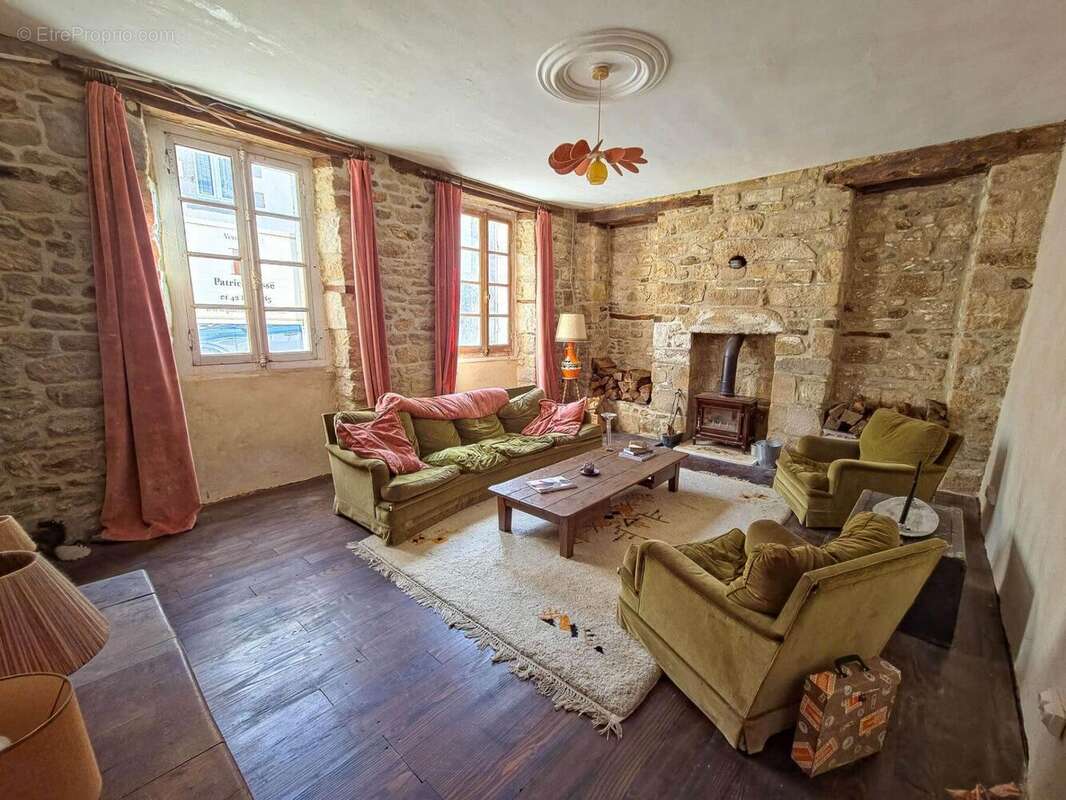 Photo 2 - Maison à LE VIEUX-MARCHE