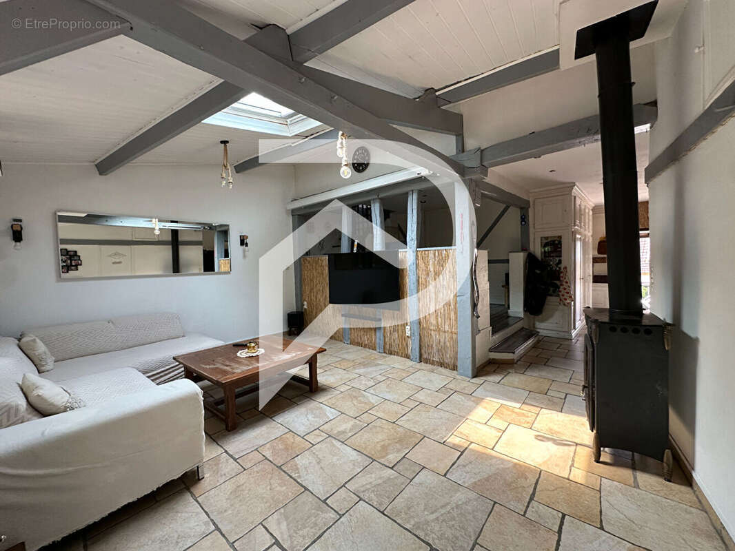 Maison à SOREL-MOUSSEL