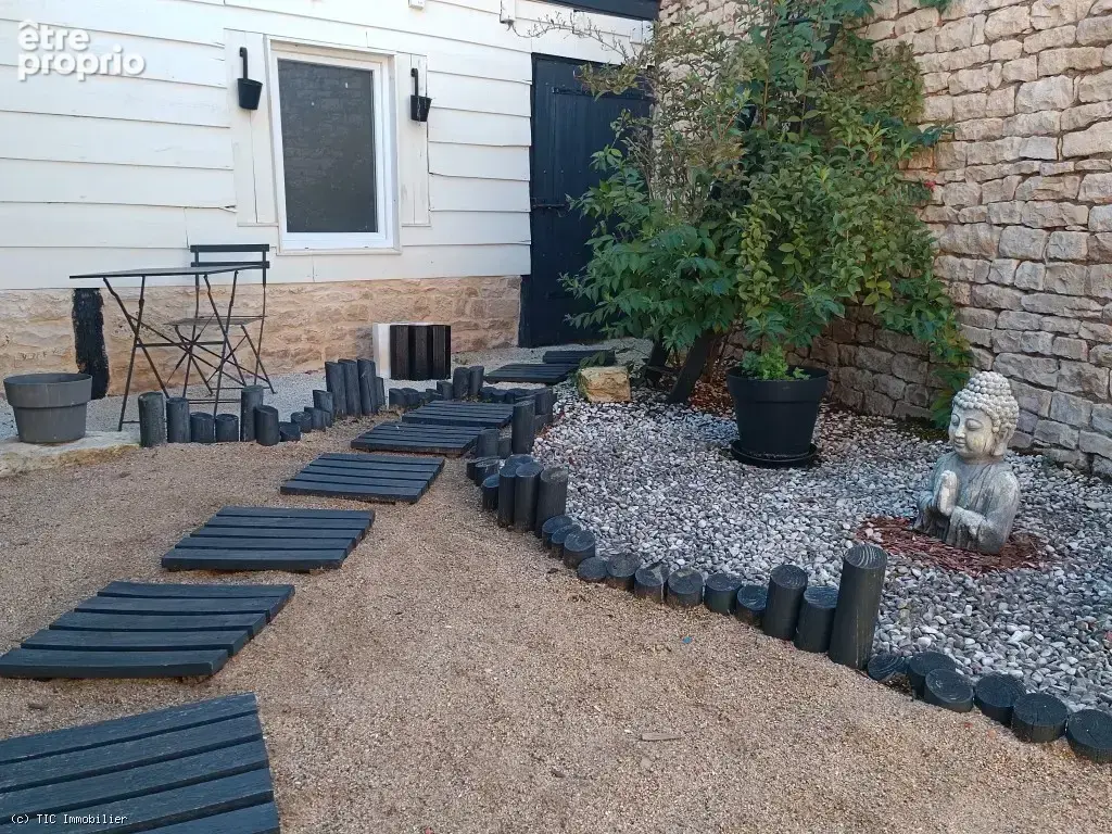 Belle Maison en Pierre avec Piscine, Dépendances et Jardin - photo 31